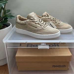 NIB / NWT Reebok Club C 85 LST - Size 7 - Oatmeal/Driftwood/White